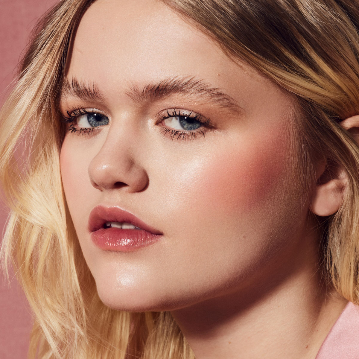 FENTY CHEEKS SUEDE POWDER BLUSH (RUBOR PARA MEJILLAS)
